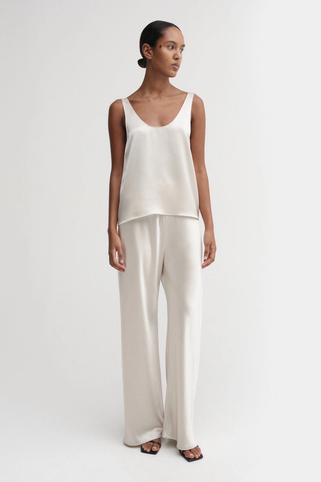 Almada Label: ROMY Top Satin